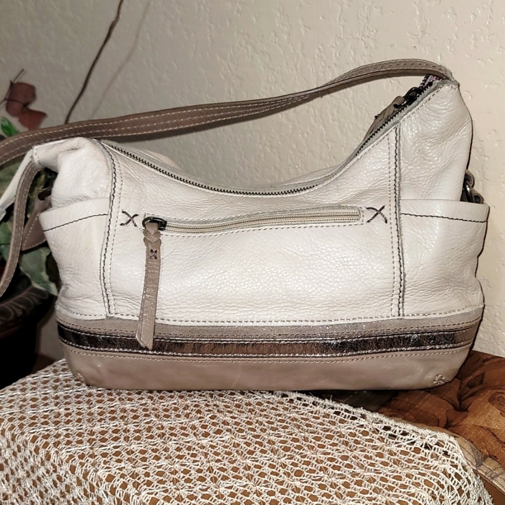 The Sak BOHO Small Purse Shoulder Hand Bag 100% Leather Ivory Taupe